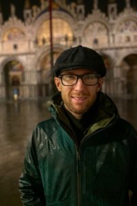 Райли Фланаган