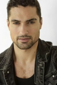 Дариен Мартин