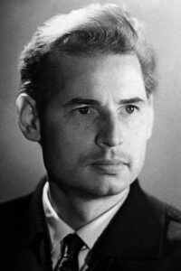 Анатолий Адоскин