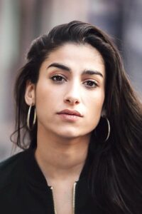 Каролина Юсте