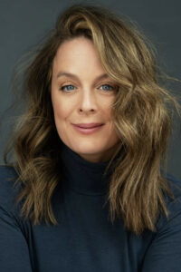 Жюли ЛеБретон